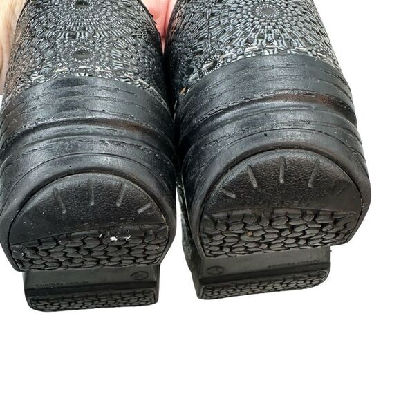 Dansko Pro XP Black Silver Medallion Embossed Patent Clog Sz US 7.5 8 EU 38 - Picture 14 of 17